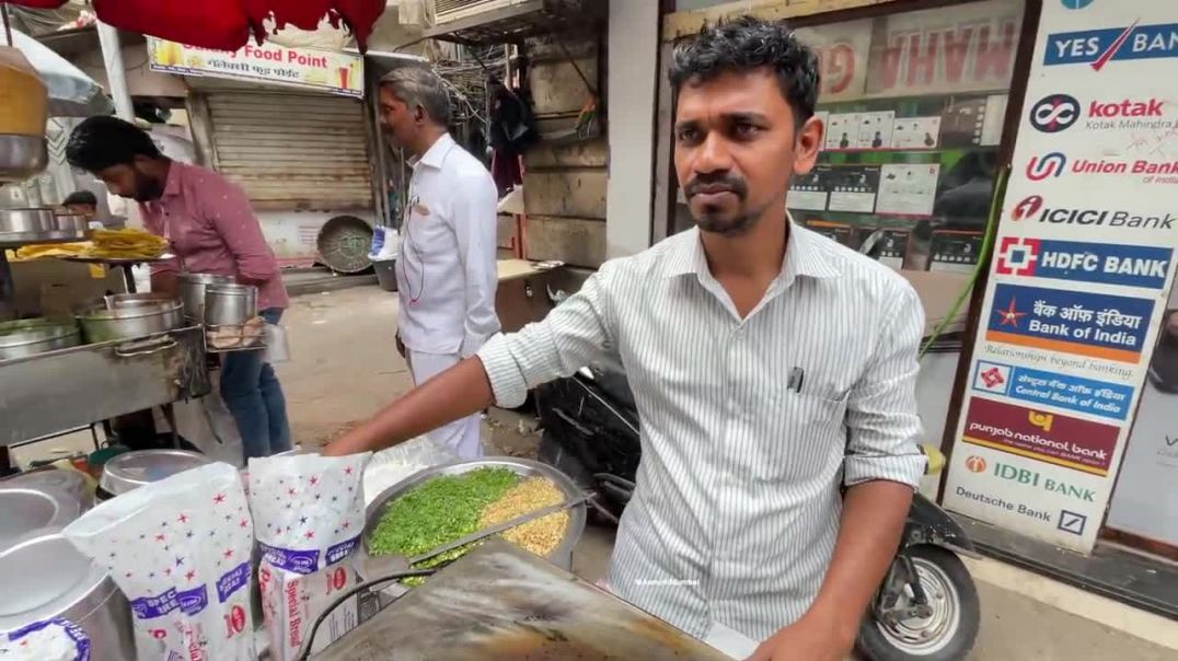 Mumbai Zaveri Bazaar Famous Bread Pudla _ Indian Street Food