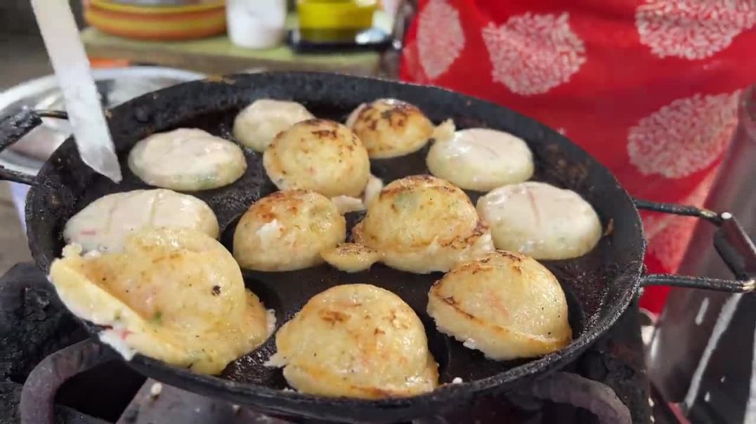 ⁣Pune Aunty Makes Delicious Maharashtrian Appe _ Indian Street Food