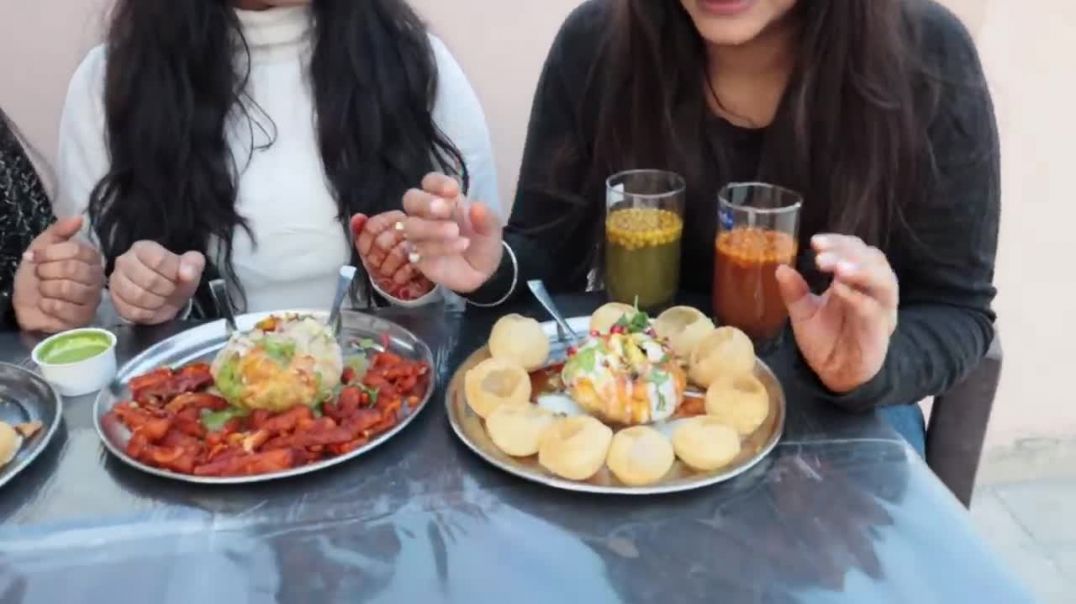 Raj Kachori, Golgappa (Pani Puri), Chilli Ptato, Paneer Pakoda and Chilli Pakoda Eating Challenge