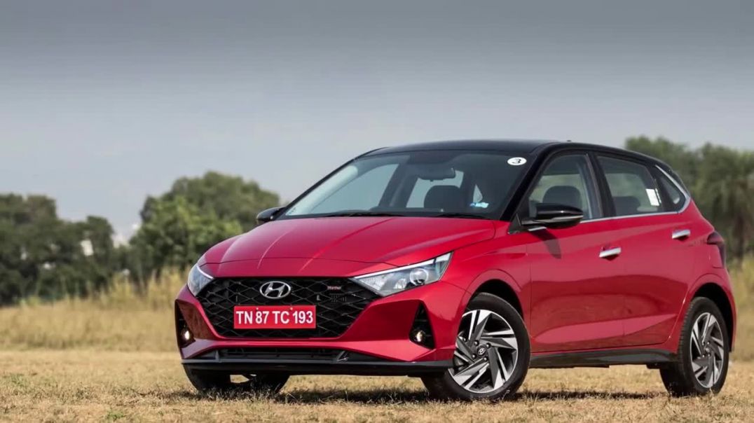 ⁣तीनों गाड़ी टककर की Premium Hatchback i20 Vs Baleno Vs Altroz