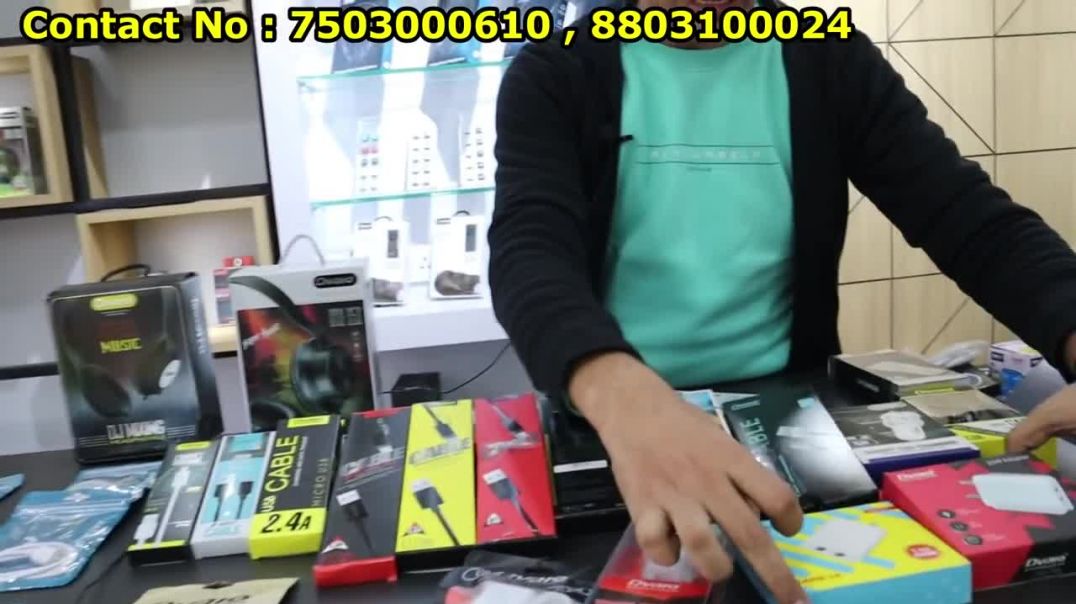 ⁣Best Qualilty Mobile Accessories market _ Bluetooth speaker,Smart gadget,earphones,charger