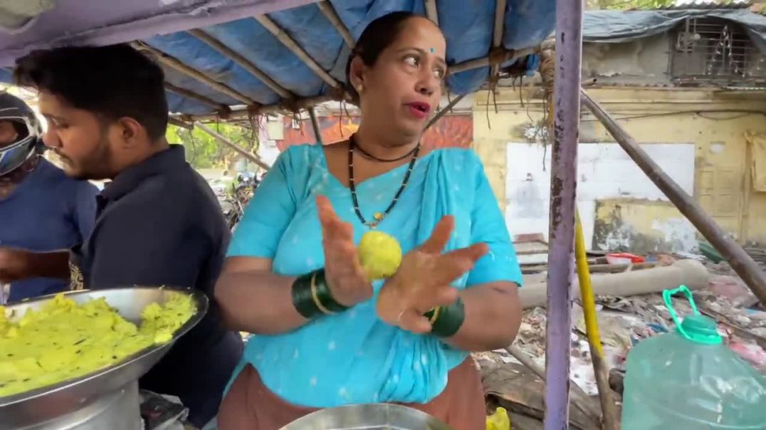 Graduated Aunty from Mumbai Selling Vadapav _ Indian Street Food