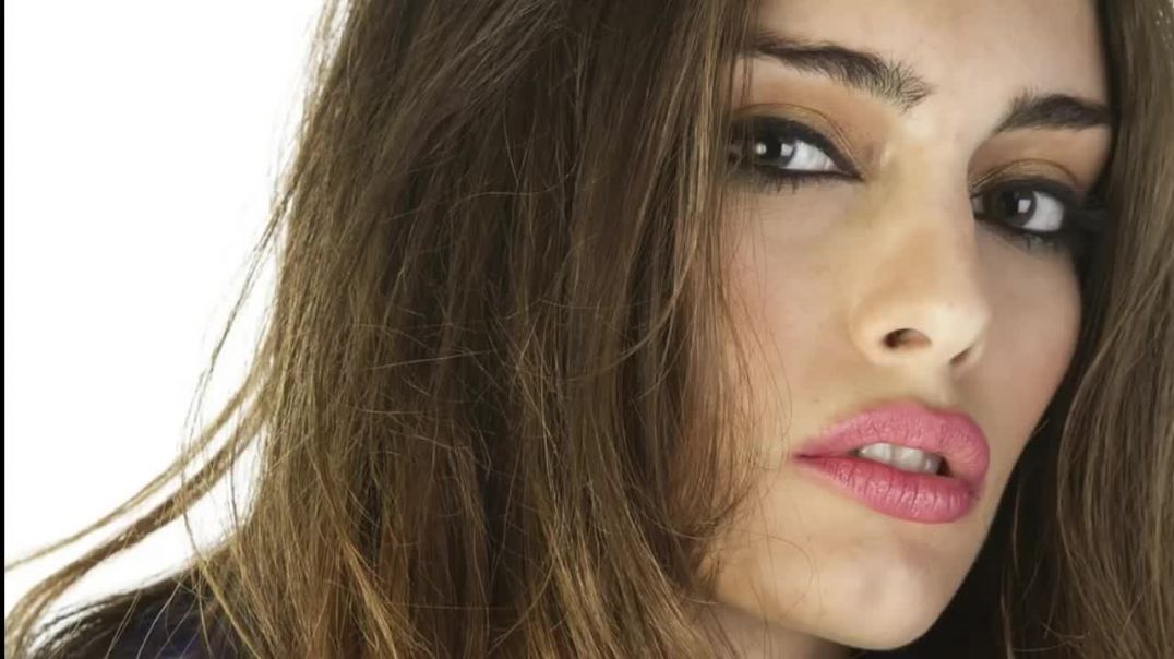 ⁣1 Mistake Ladki bhot bhaav khayegi Psychological Tricks to Attract Girls How to impress a Girl(1)