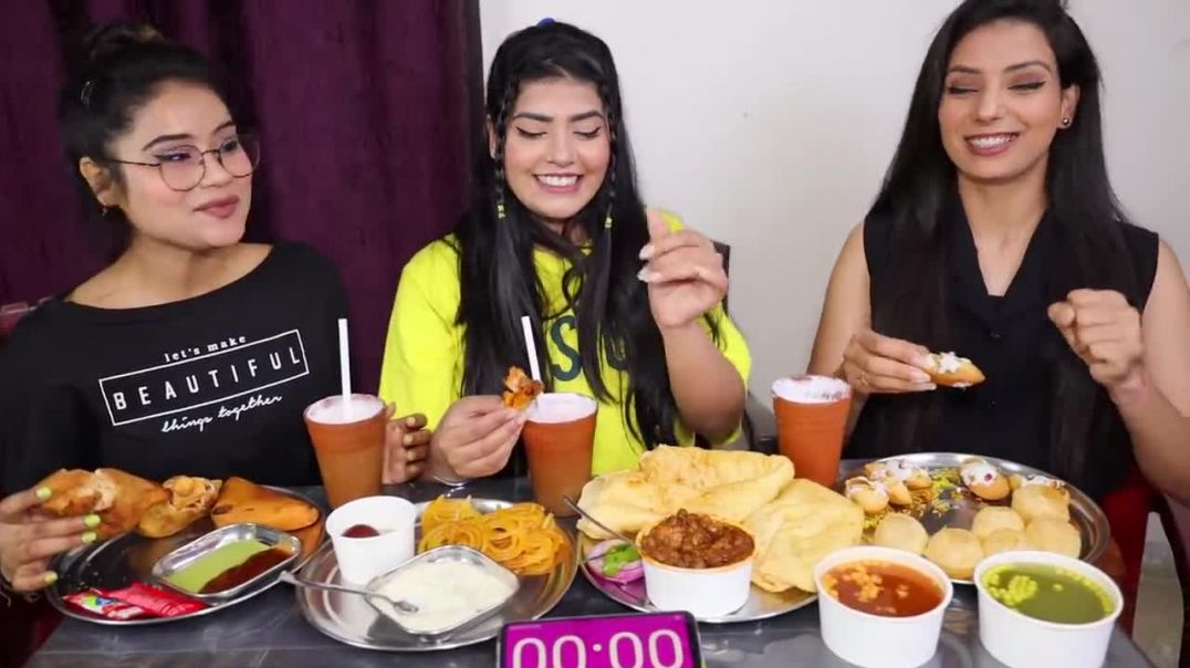Street Food Challenge Golgappa, Chole Bhature, Dahi Golgappa, Lassi, Jalebi, Paneer Samosa, etc