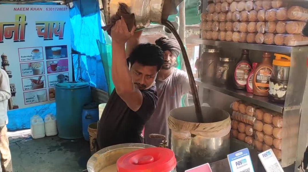 Famous Hyderabadi Irani Chaiwala _ Over 16 Flavors of Tea _ Indian Street Food
