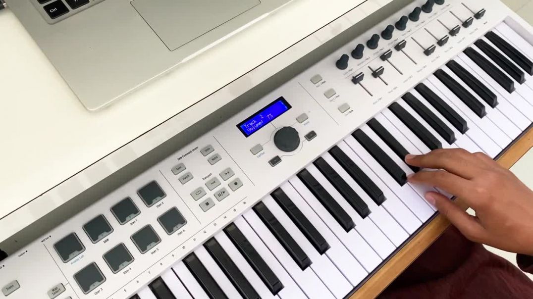 ⁣Chahunga Main Tujhe Saanjh Savere - पियानो पर बजाना सीखें Old Hindi Song - Easy Piano Tutorial