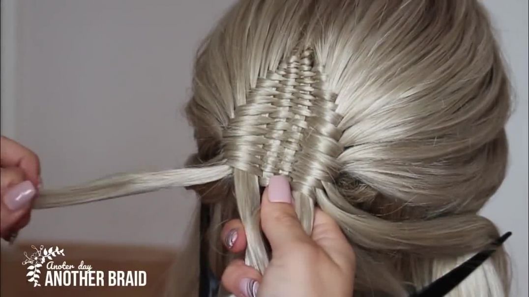 Diamond Braid by Another Braid _ Four Strand Diamond Infinity Braid