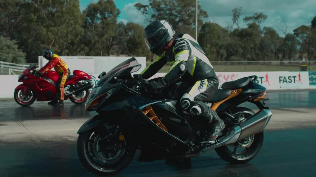 ⁣2022 vs 2020 Suzuki Hayabusa Drag Race Showdown Gen III vs Gen II New Hayabusa Vs Old Hayabusa