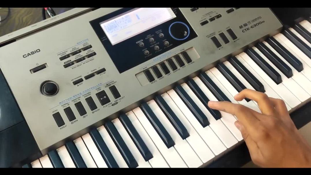 ⁣Main Nikla Gaddi Leke - सिर्फ 6 बटनों पर आसानी से बजाना सीखें Easy Piano Tutorial The Kamlesh