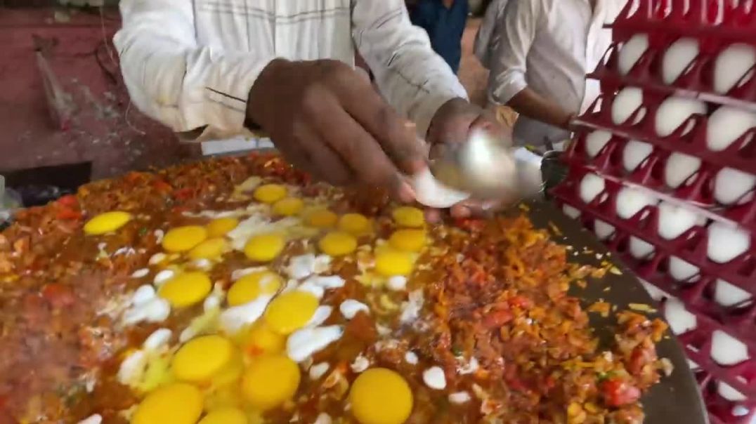 Mumbai Famous Street Style Egg Bhurji _ Indian Street Food
