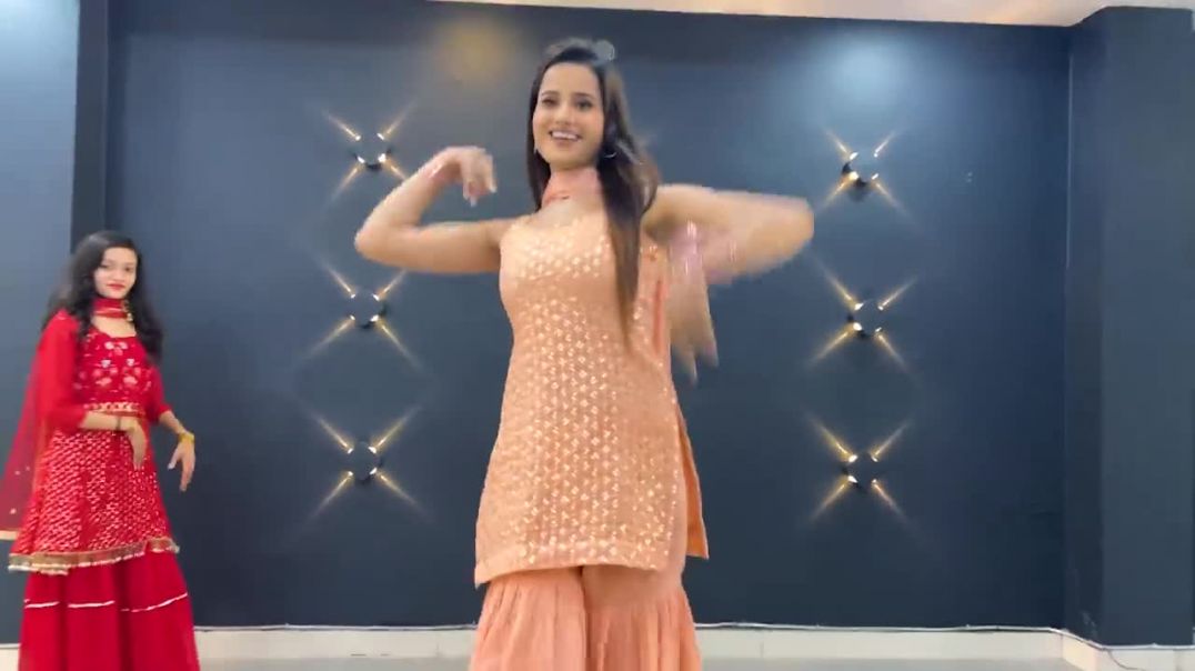 Buddhi Nu Matke Dance Video - Ft