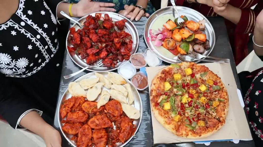 Paneer Momos, Paneer Tikka, Paneer Pizza and Chilli Paneer Finished in Minutes Food Challenge