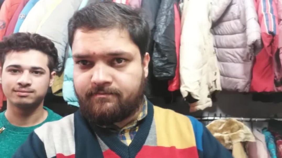 ⁣30 रुपए में स्वेटर एक लो याह अनेक Loot Lo__ Best Market I ever Seen