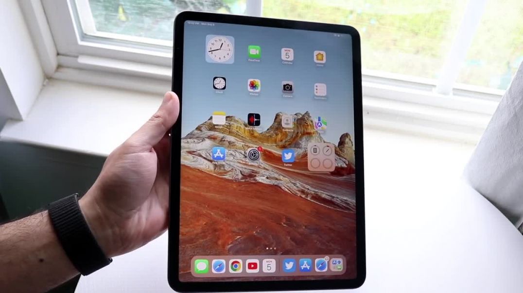 I Used My iPad For Years Without a Case, Hers What Happened
