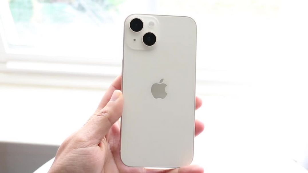 iPhone 14 Vs Samsung Galaxy S21 FE! (Comparison) (Review)