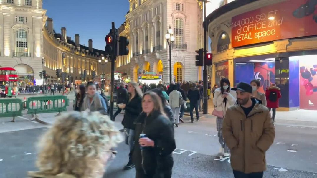 London Night Walking Tour _ London West End Evening Walk