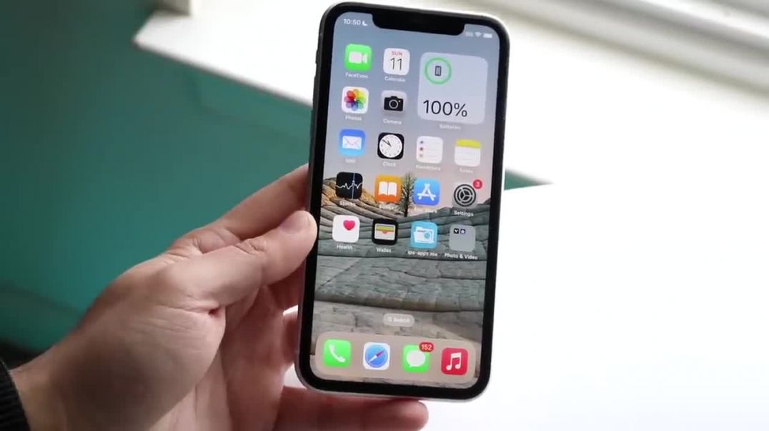 iOS 16 OFFICIAL On iPhone 11! (Review)