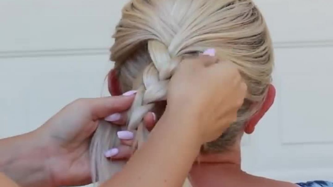 4 EASY HAIRSTYLES