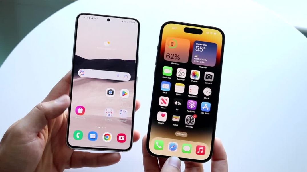 iPhone 14 Pro Vs Samsung Galaxy S22! (Comparison) (Review)
