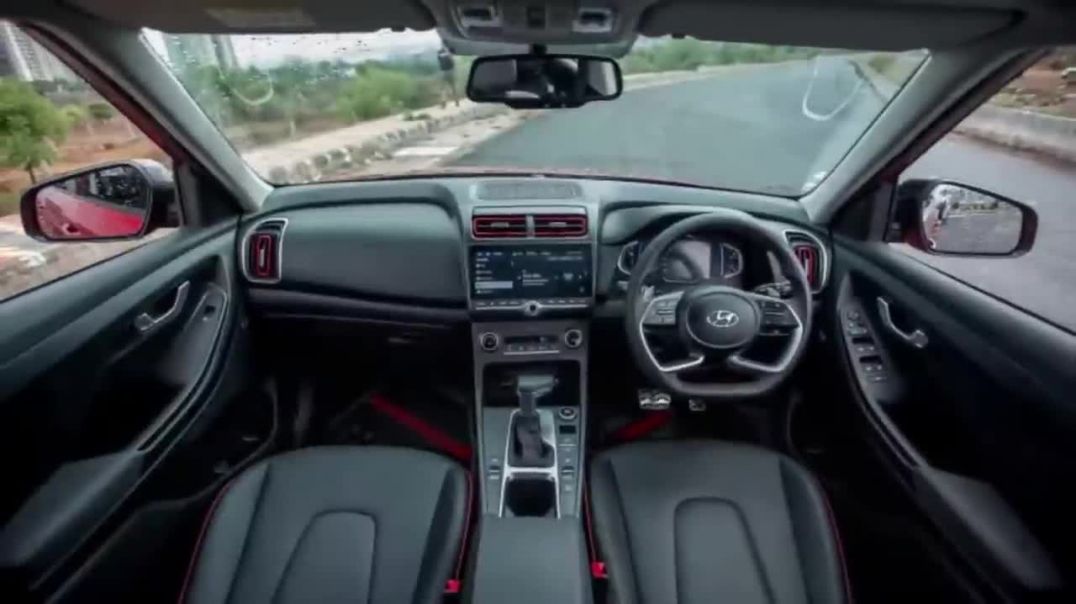 ⁣Skoda Kushaq vs Hyundai Creta इन दोनों गाड़ी की Looking