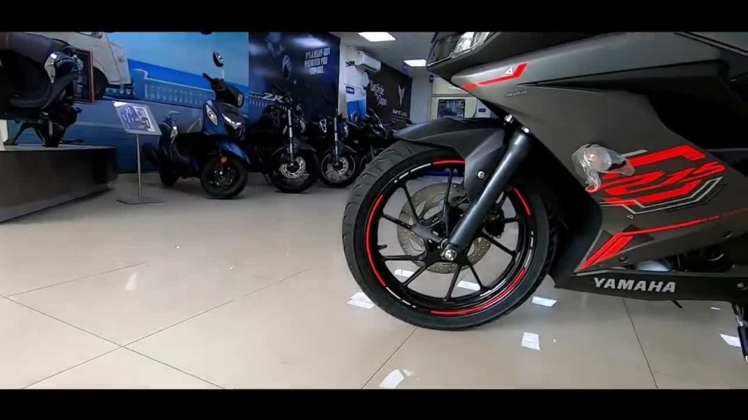 2020 Yamaha R15 V3 BS6 vs Bajaj Pulsar RS 200 BS6 Detailed Comparison RS200 BS6 vs R15V3 BS6