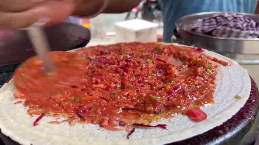 The Heropanti Dosawala of Mumbai _ Indian Street Food