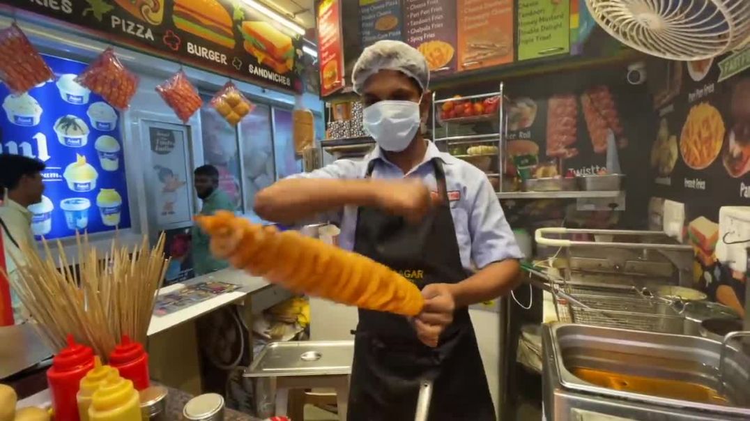 ⁣Master of Twister Potato _ Jumbo Tornado Potato _ Indian Street Food