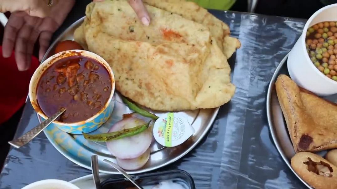 Street Food Challenge Golgappa, Chole Bhature, Bhalla Papdi, Bread Pakora etc