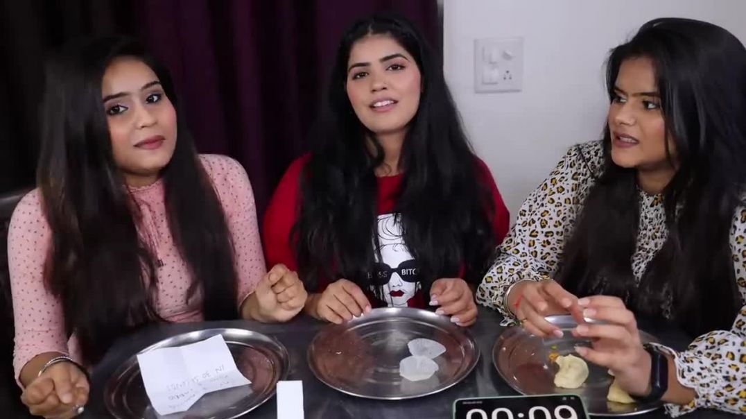 Paneer Momos, Pizza and Burger, Samosa and Laddu Eating Challenge All Items Finished in Seconds