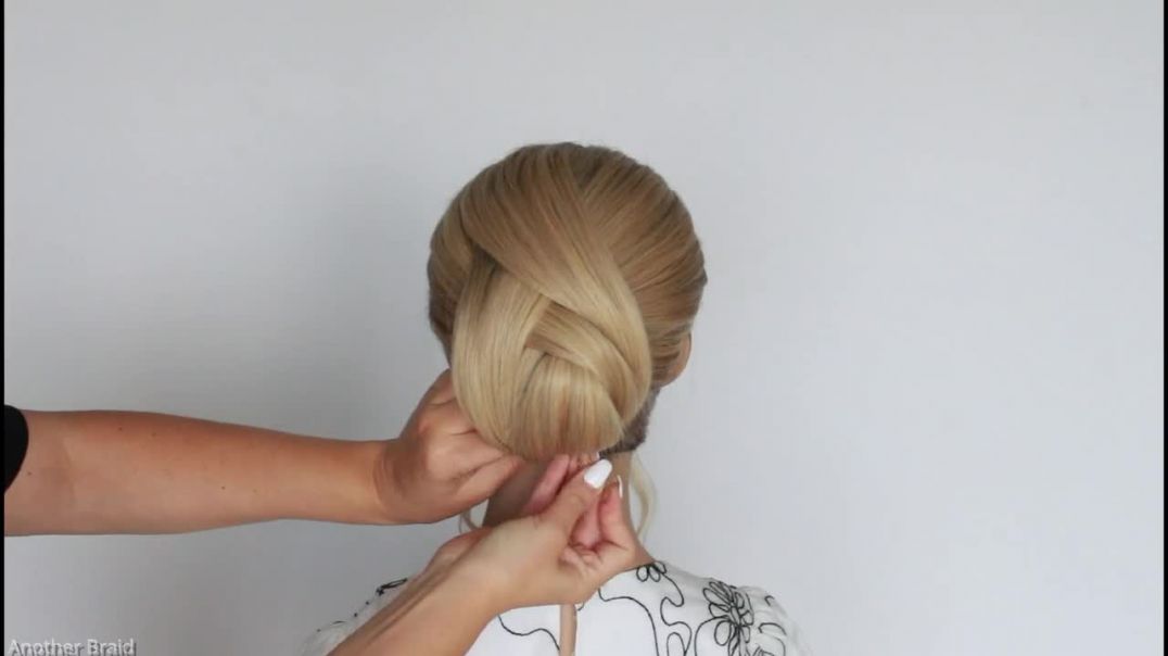 1 Minute EASY UPDO for SHORT HAIR How to_ Easy Updo  by Another Braid