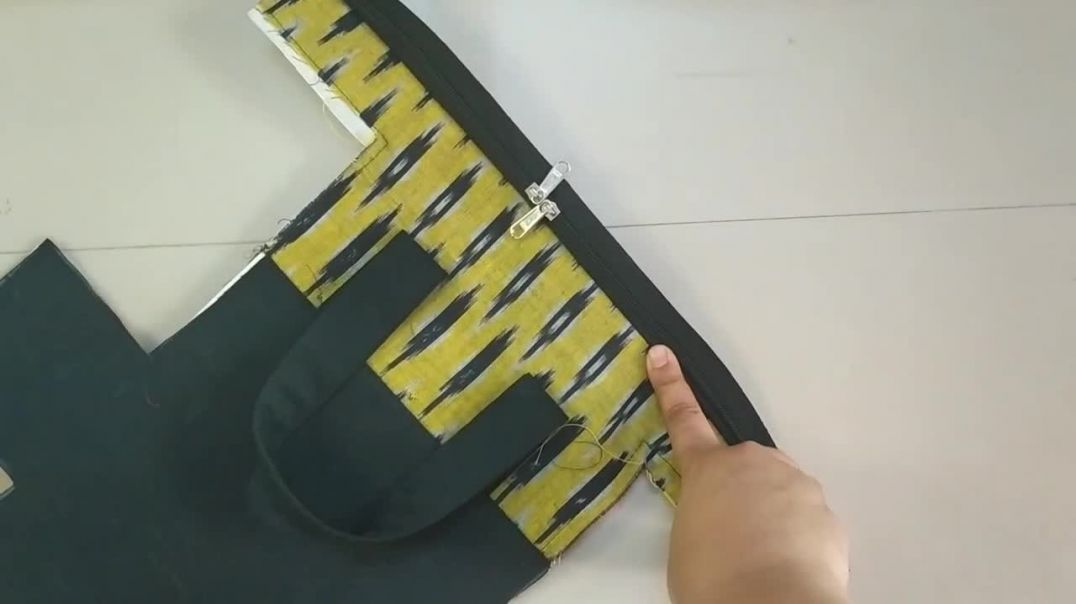 ⁣How To Make Mini Handbag _ladies Purse _ Lunch Bag At Home _ Diy Boston Bag #handbag