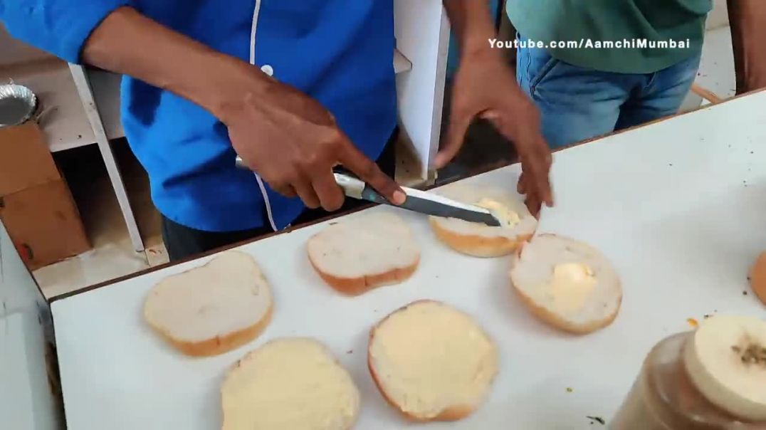 India& Best Street Burger _ Famous Salim Burger of Ahmedabad _ Indian Street Food