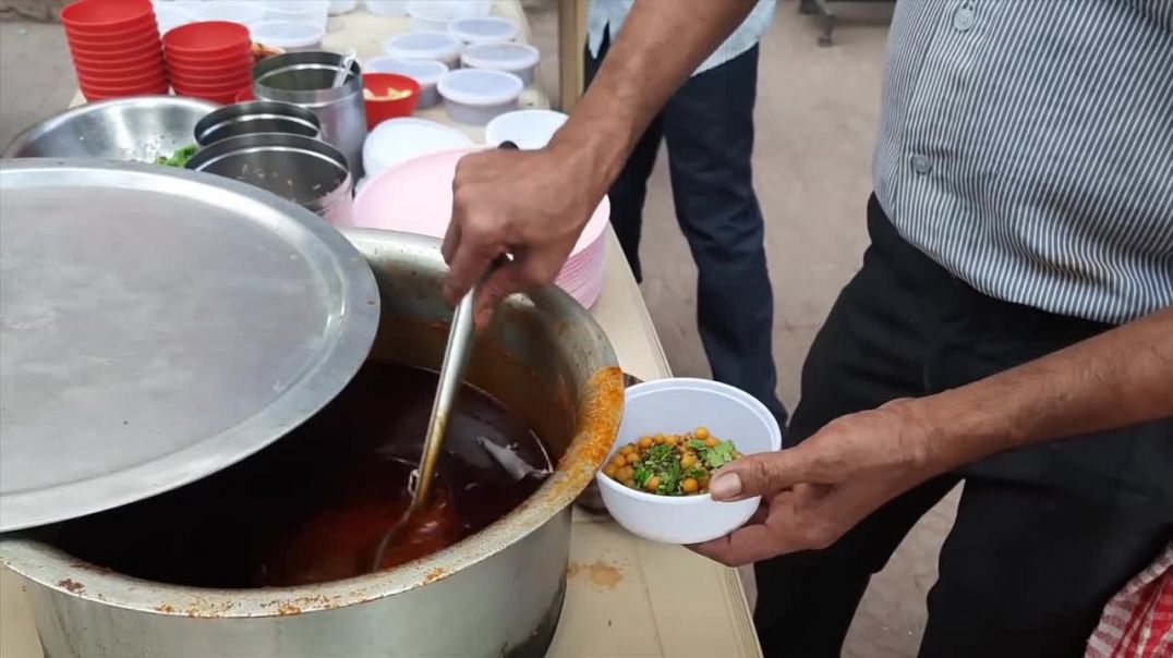 ⁣Spicy Fried Misal made in Gujarati Style _ Indian Street Food