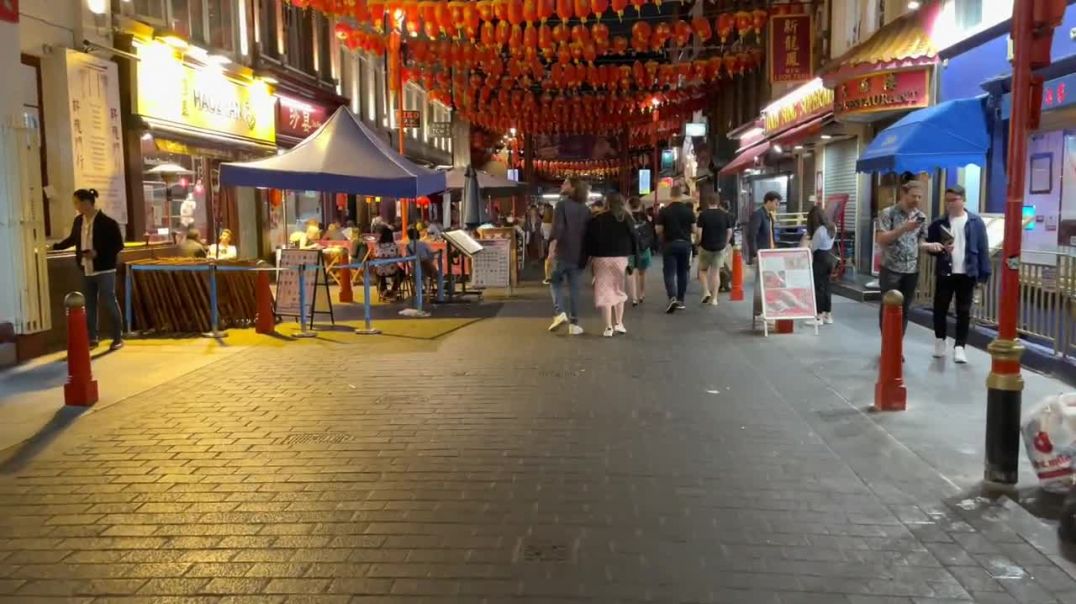 London, England  Central London Night Walk _ Soho Nightlife _ West End Walking