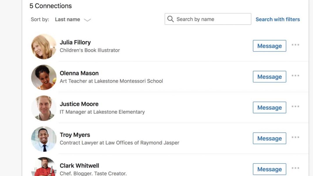⁣Adding Connections on LinkedIn