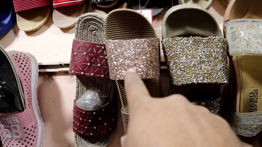 Cheapest Slipper Market in Inderlok Delhi _ Wholesale Footwear