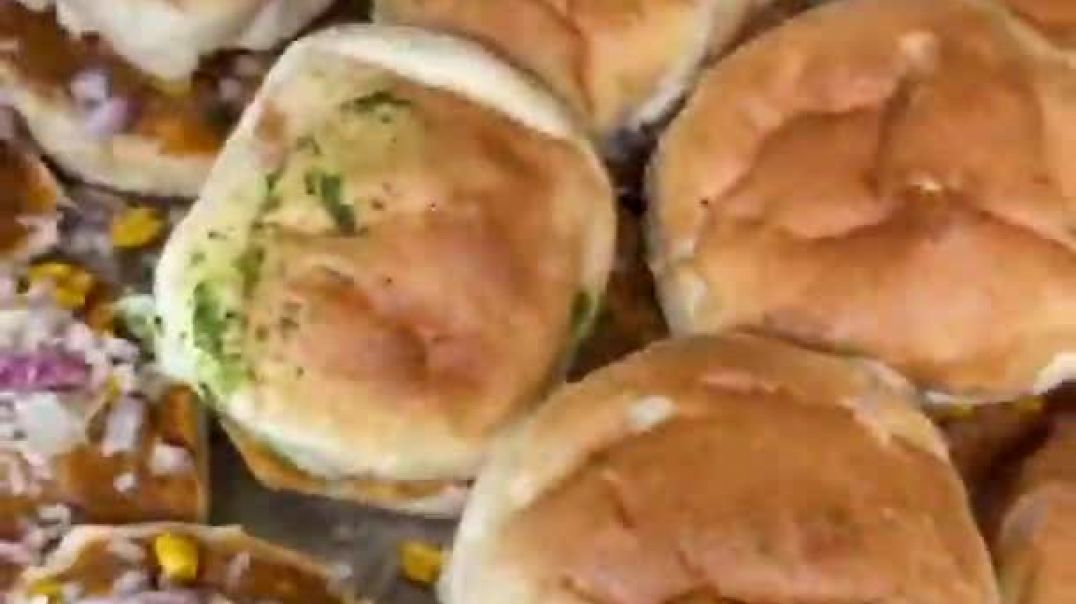 India& Biggest Dabeli Making #shorts #indianstreetfood