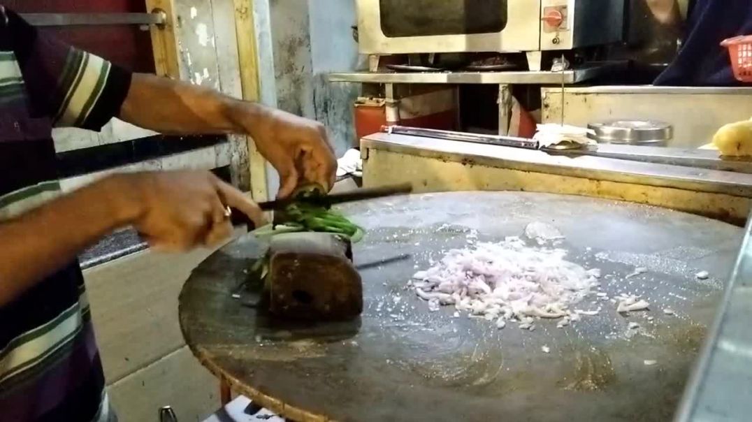 Masala Pav Mumbai Style - Indian Street Food