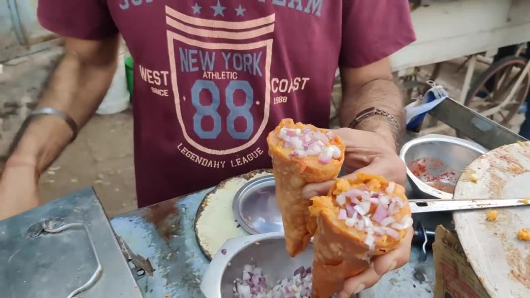 ⁣Rajkot Man Selling Bhaji Cone on his Scooter _ Indian Street Food