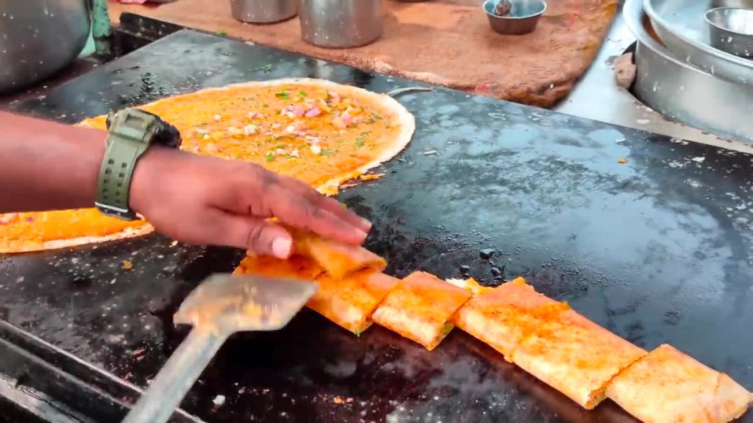Man Selling Dosa from his Auto Rickshaw _ Dosa on Tuk Tuk  _ Indian Street Food