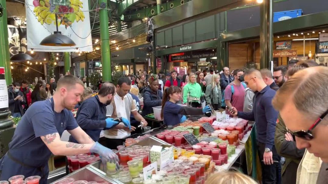 Borough Market _ London walking Tour _ London Street Food _ Central London