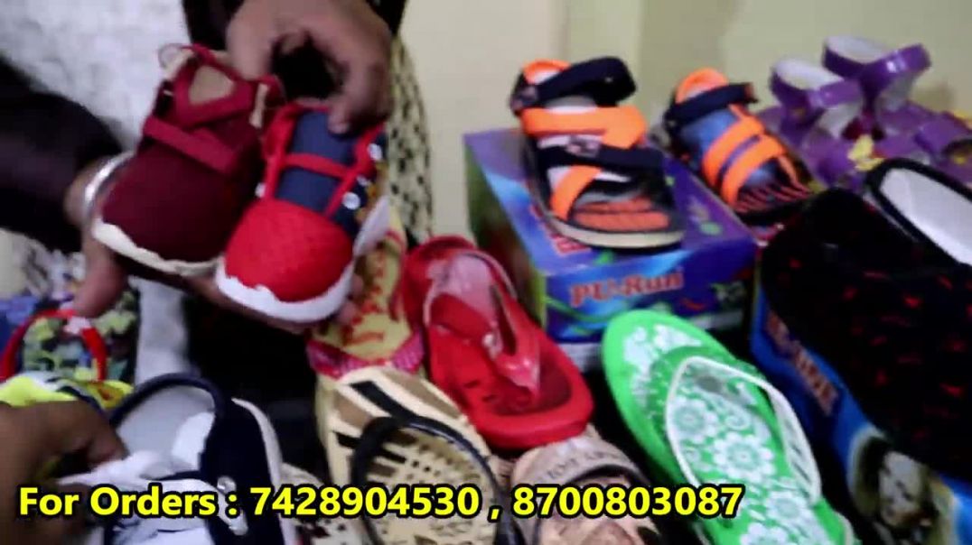 Cheapest shoes market _ Wholesale Chappal market in Delhi _ Inderlok Chappal Market Delhi (1)