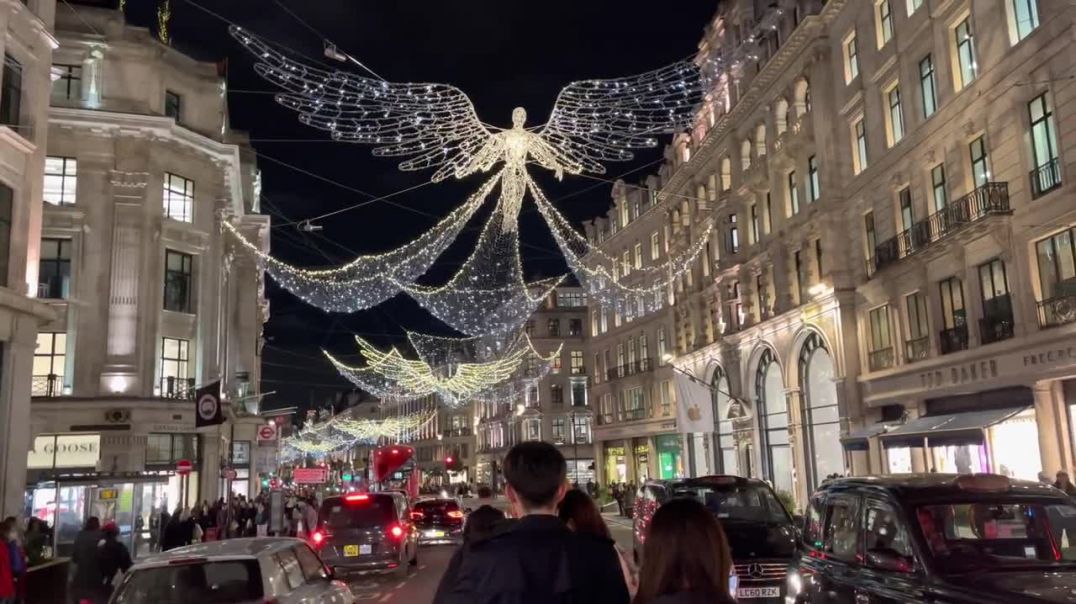 London Best Christmas Lights And Shops Displays London’s Walking Tour [4k Hdr]