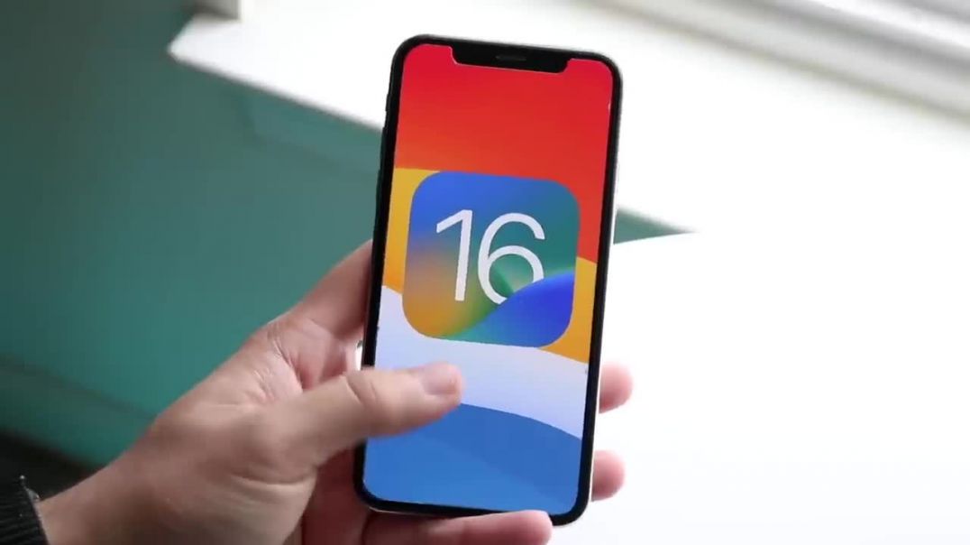 iOS 16 OFFICIAL On iPhone X! (Review)