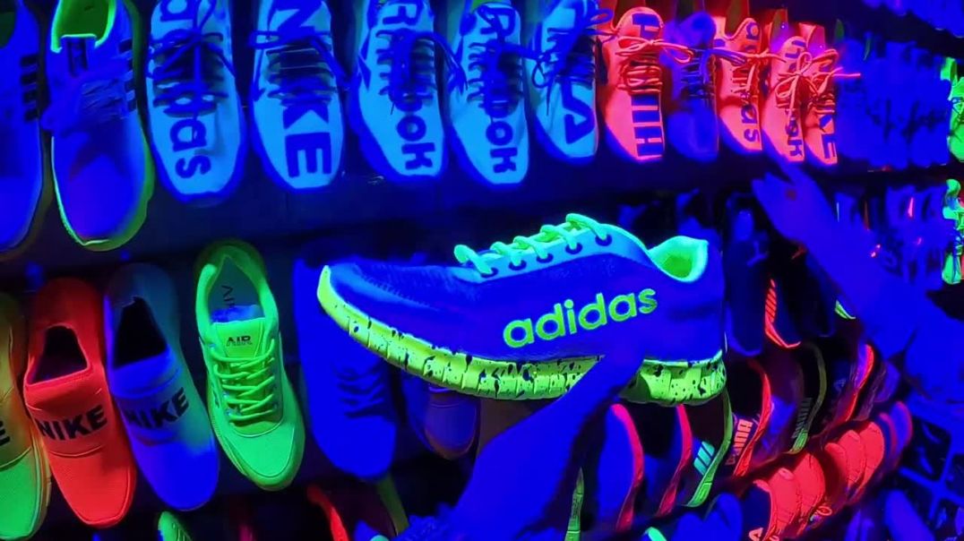 Wholesale Shoes Market , Shoes Manufacturer In Delhi, Shoes Wholesale Market In Ballimaran Delhi (1)