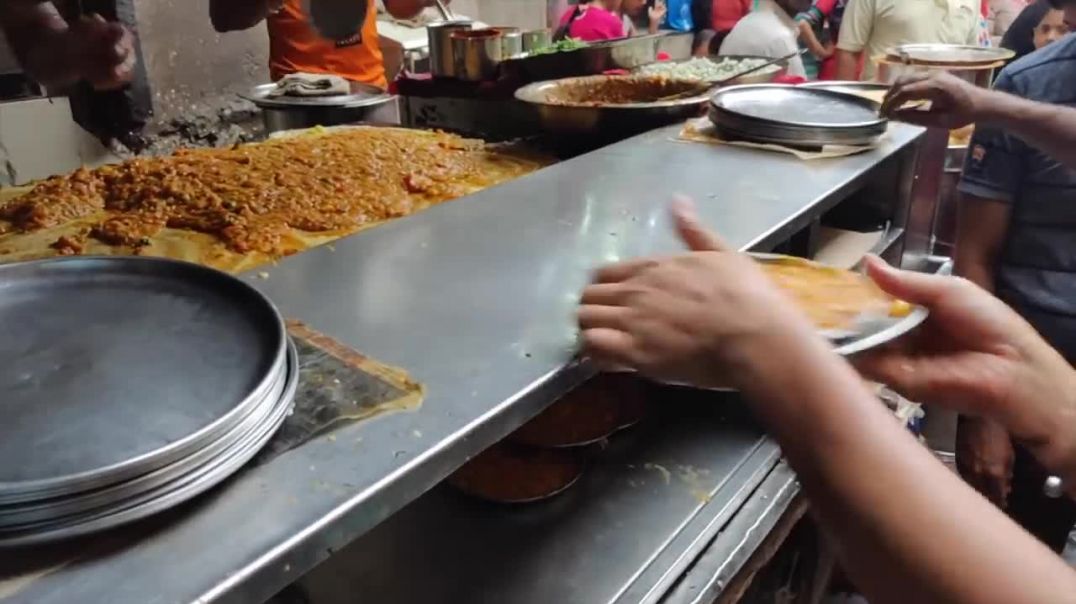 MASTER of DOSA _ BIG Dosa Making &amp;amp; Throwing Skills _ Indian Street Food
