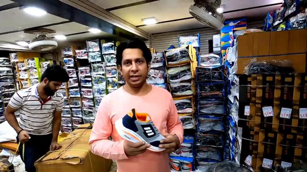 1लाख जूतों का Stock देखें _ Shoes Wholesale Market In Delhi _ Hind Footwear Ballimaran Chandni Chowk