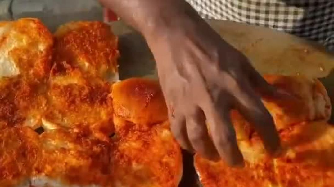 Mumbai famous Aloo Pattice Pav #shorts #indianstreetfood