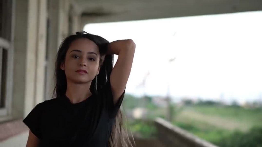 ⁣ladki pyar (Like) karti hai ya nahi kaise pata kare kaise jane ladki aapko chahti hai psychology