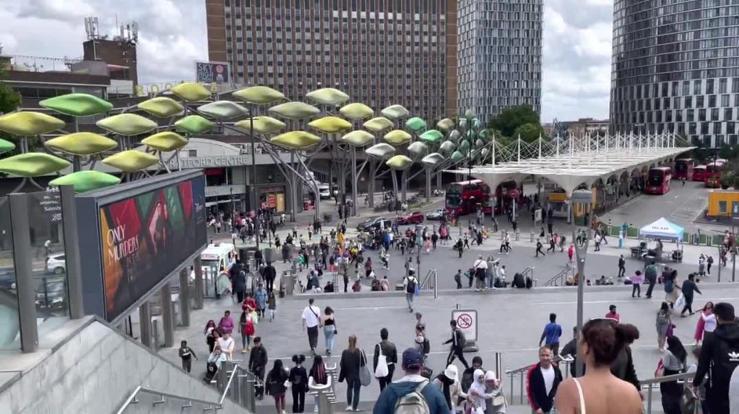 London Walk In Summer _ Westfield Stratford City Shopping Mall, Stratford Station, West Ham Stadium